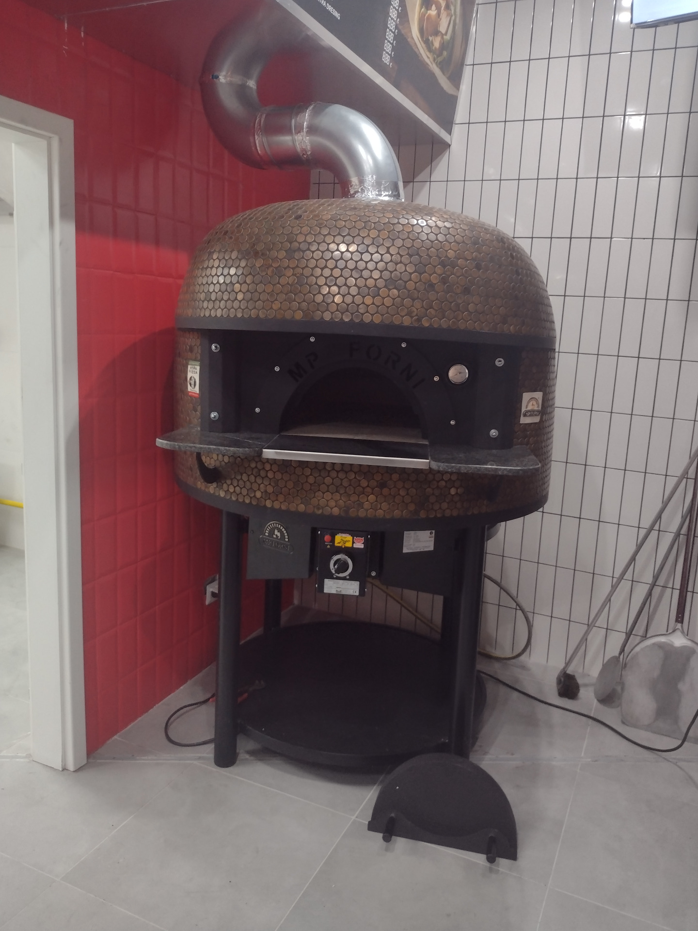 Pizza Don a Kebab  SC Europa, Banská Bystrica