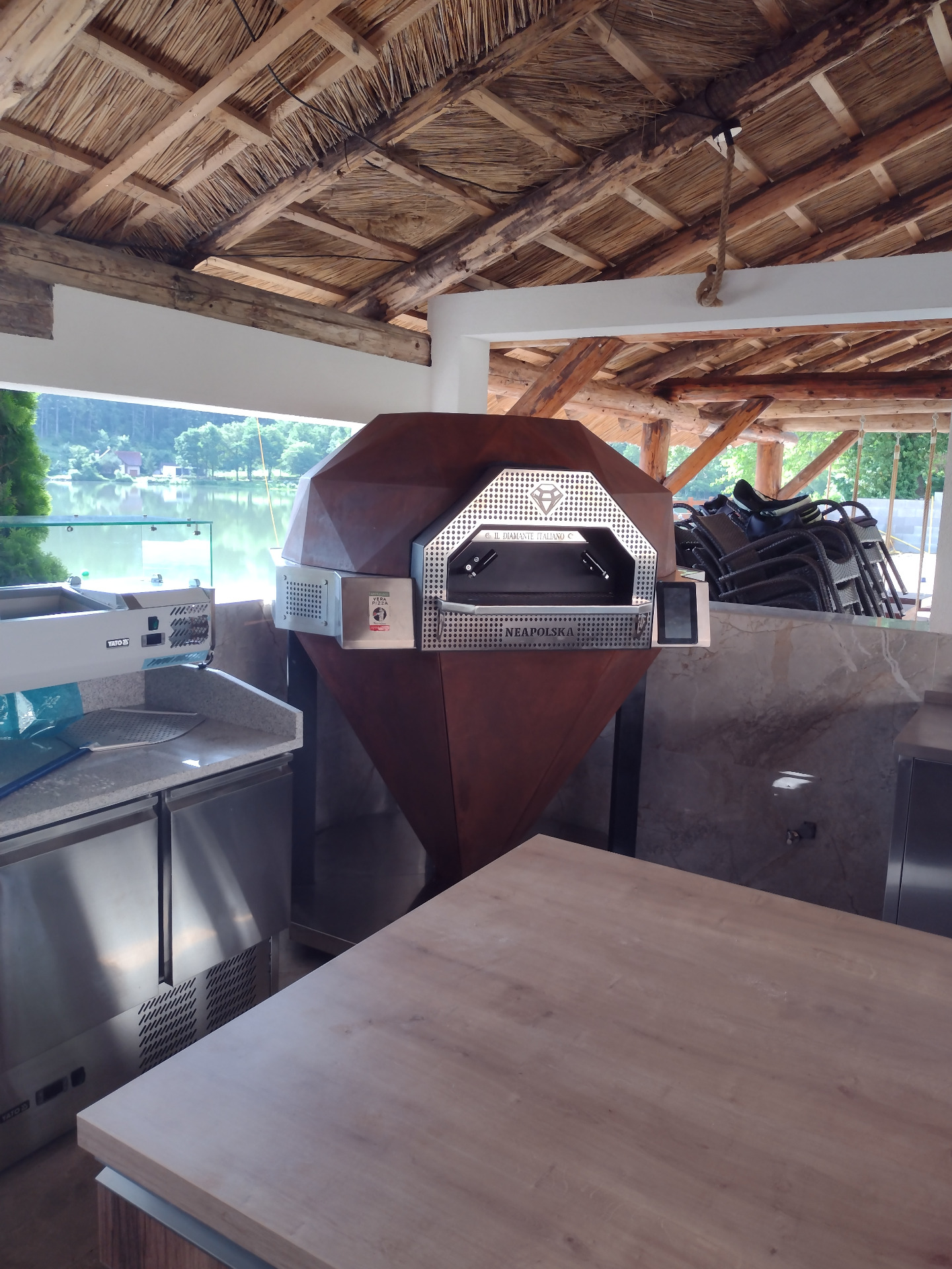 Hotel Vinnay , Viniannské Jazero